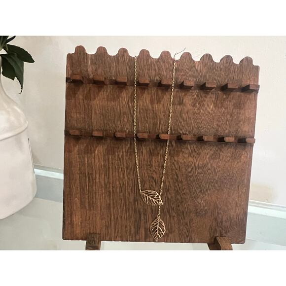 Gold Tone Leaf Necklace - Picture 2 of 3